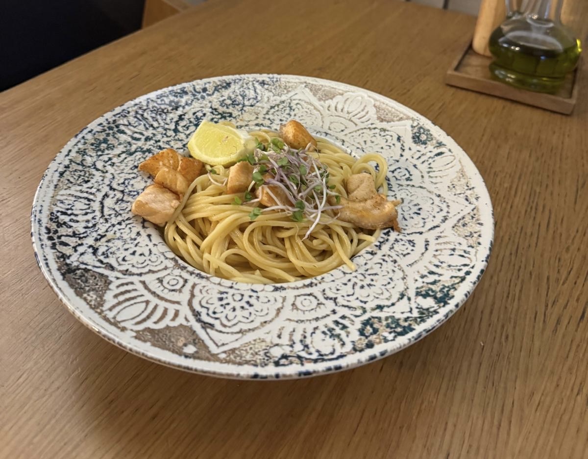 Spaghetti al Limone salmon