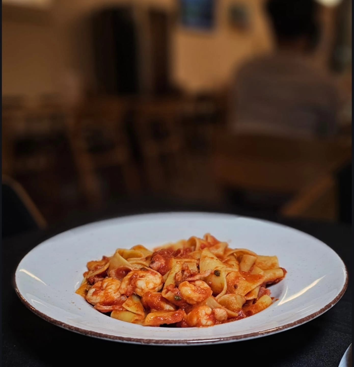 Pappardelle con gamberi, pancetta all arrabbiata