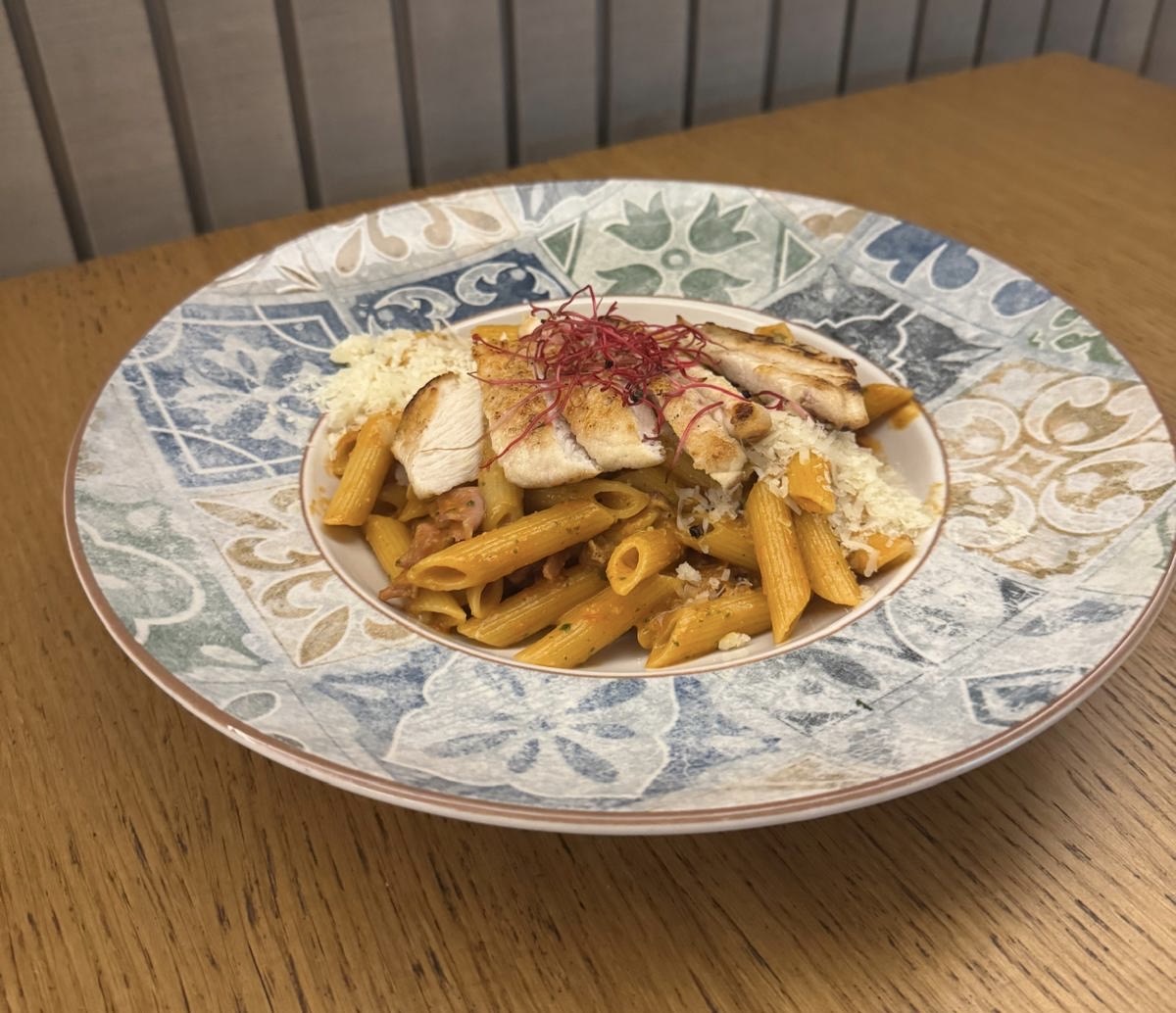Penne alla vodka con pollo